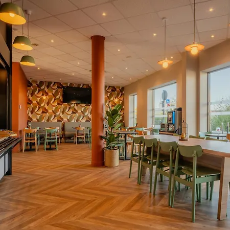Ibis Hotel